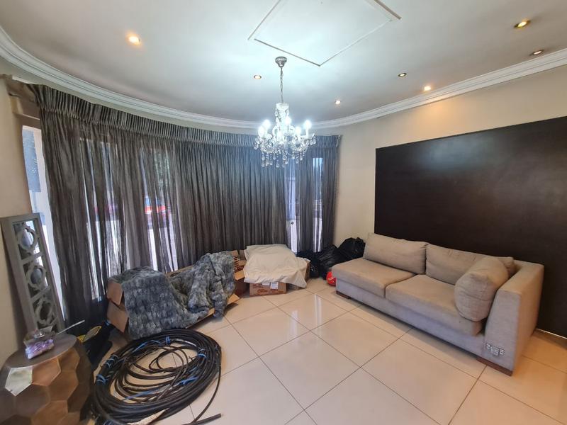 8 Bedroom Property for Sale in Bellair KwaZulu-Natal