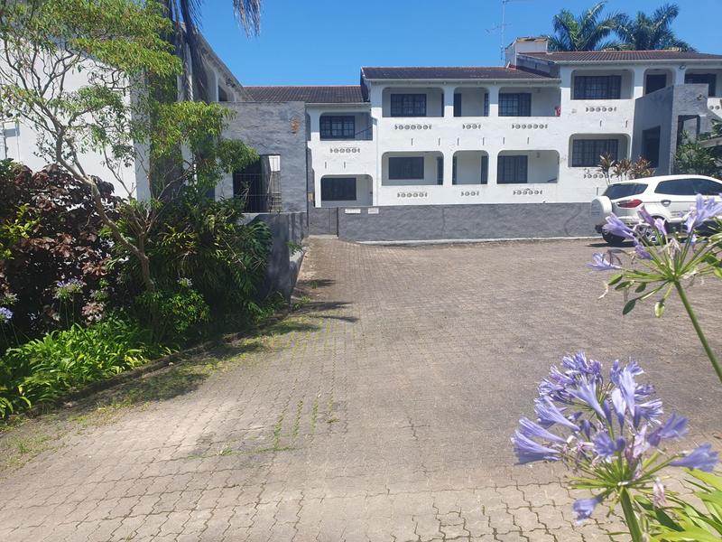 2 Bedroom Property for Sale in Umtentweni KwaZulu-Natal