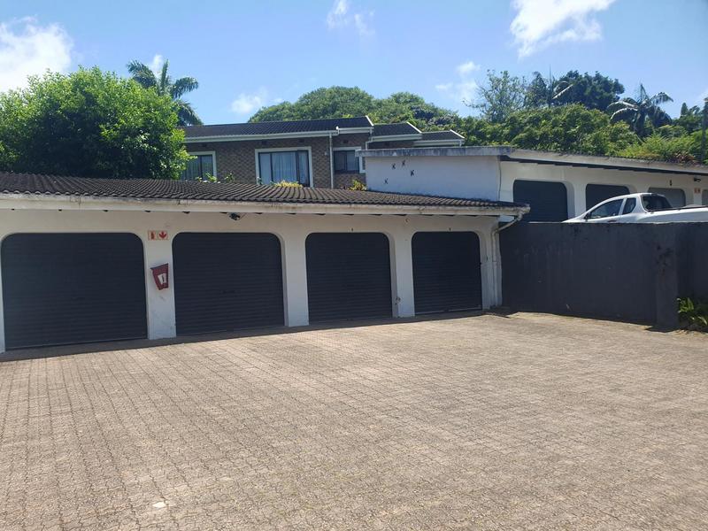 2 Bedroom Property for Sale in Umtentweni KwaZulu-Natal