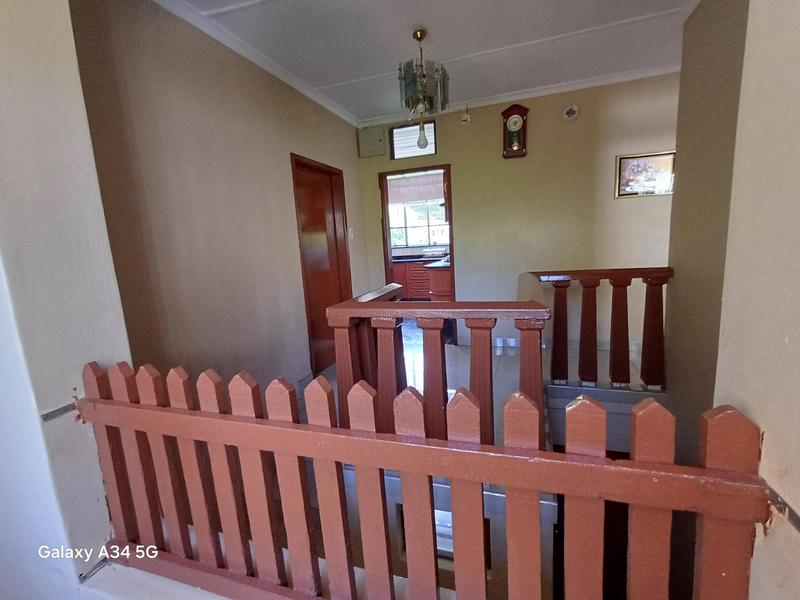 8 Bedroom Property for Sale in Reservoir Hills KwaZulu-Natal