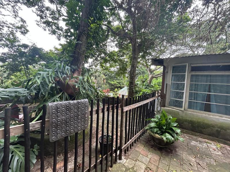 To Let 2 Bedroom Property for Rent in Port Edward KwaZulu-Natal