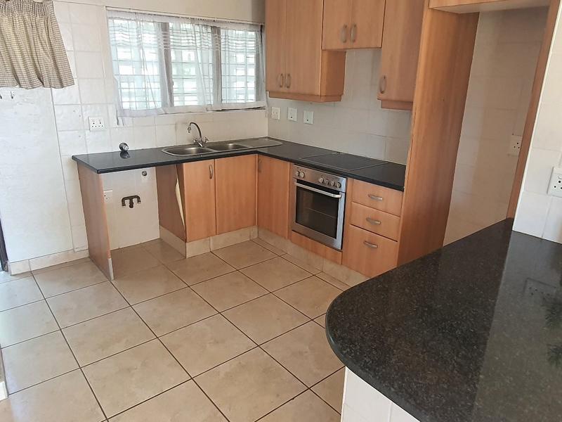 To Let 2 Bedroom Property for Rent in Umhlanga KwaZulu-Natal