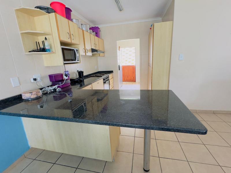 3 Bedroom Property for Sale in Uvongo KwaZulu-Natal