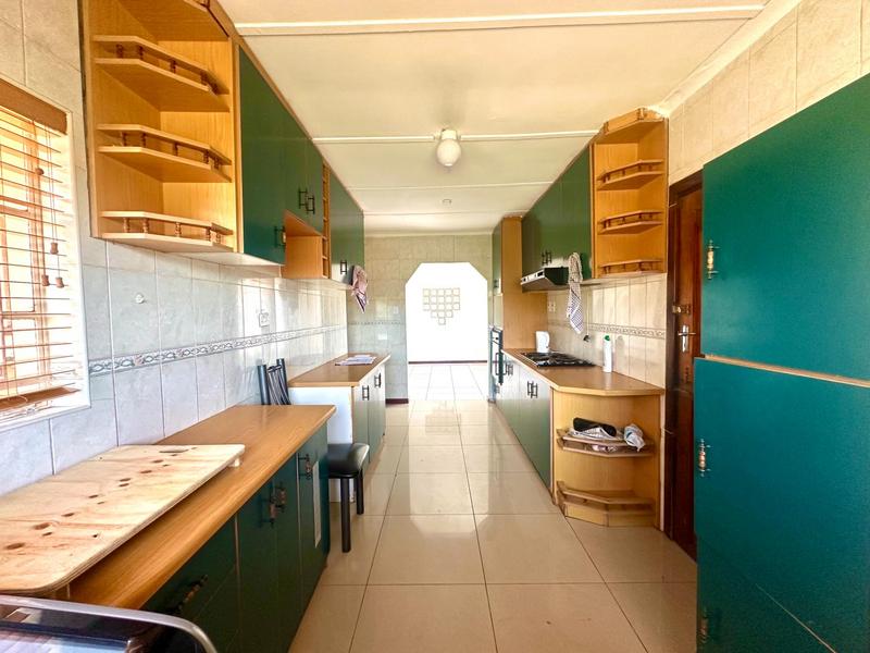 3 Bedroom Property for Sale in Montclair KwaZulu-Natal