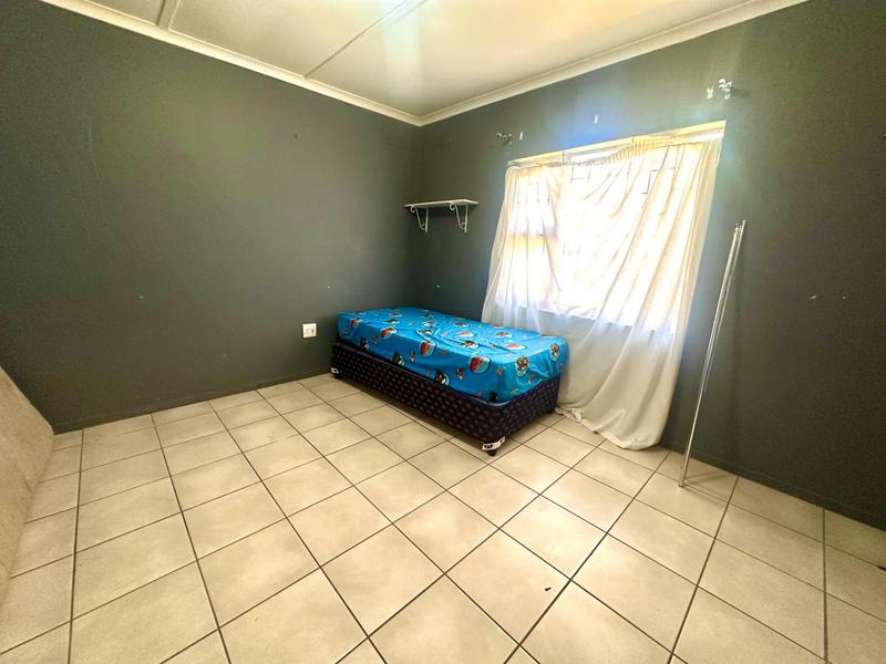 3 Bedroom Property for Sale in Montclair KwaZulu-Natal