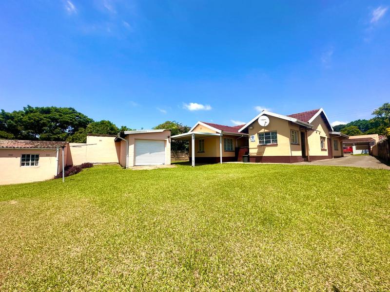 3 Bedroom Property for Sale in Montclair KwaZulu-Natal