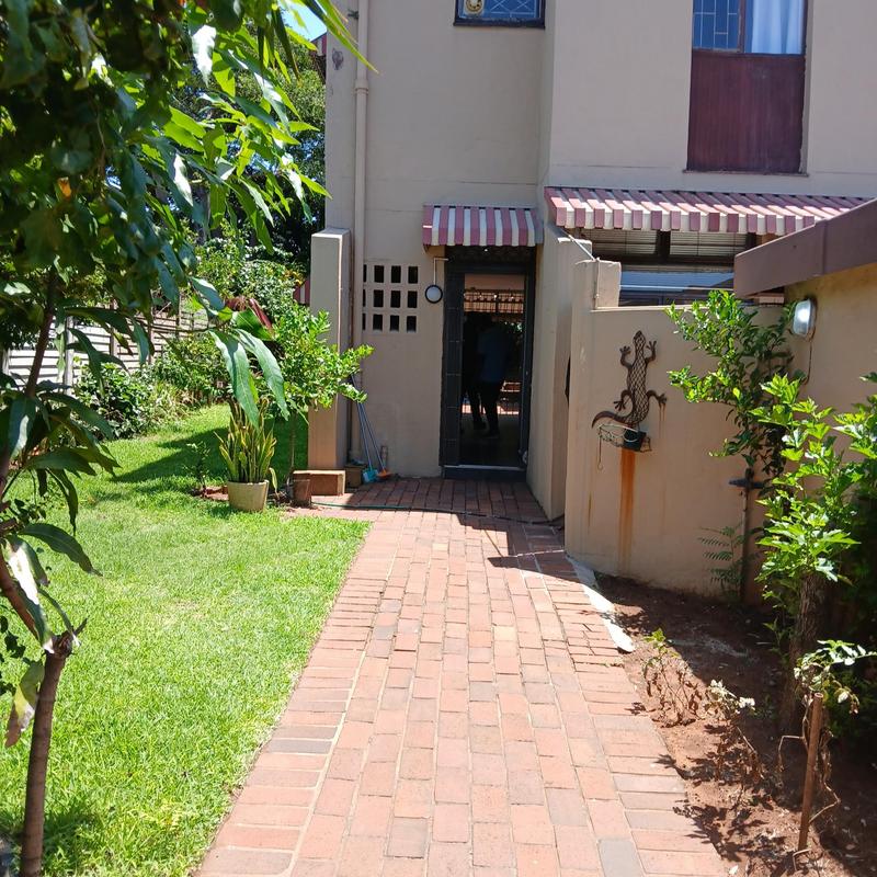 3 Bedroom Property for Sale in Montclair KwaZulu-Natal