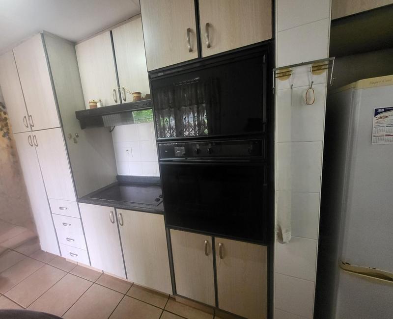 3 Bedroom Property for Sale in Parkgate KwaZulu-Natal