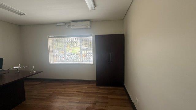 To Let commercial Property for Rent in Glen Park KwaZulu-Natal