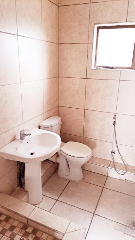 To Let 2 Bedroom Property for Rent in Overport KwaZulu-Natal