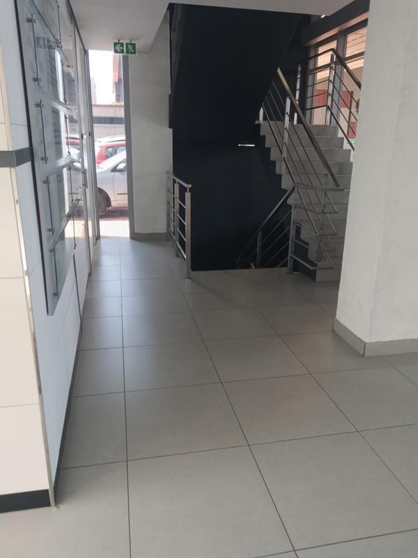 To Let commercial Property for Rent in Umhlanga Rocks KwaZulu-Natal