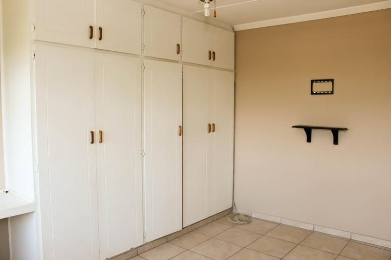 To Let 3 Bedroom Property for Rent in Bluff KwaZulu-Natal