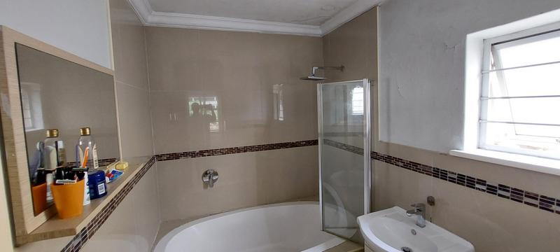 6 Bedroom Property for Sale in Westville KwaZulu-Natal