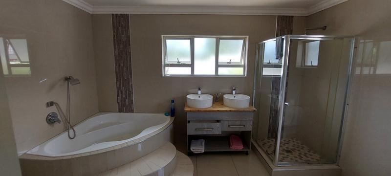 6 Bedroom Property for Sale in Westville KwaZulu-Natal