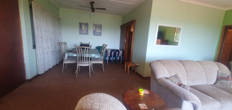 To Let 3 Bedroom Property for Rent in Umkomaas KwaZulu-Natal