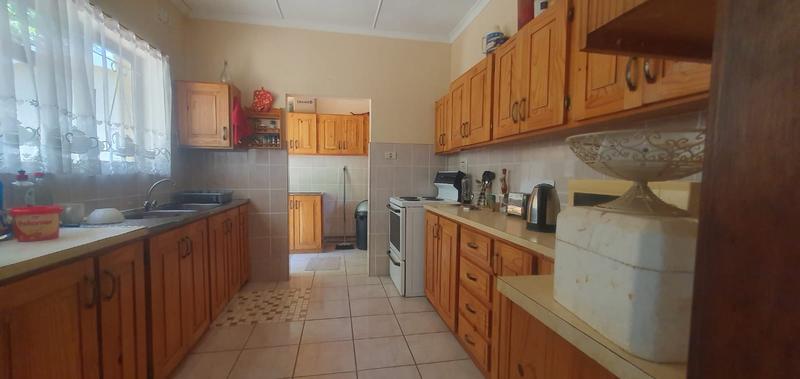 To Let 3 Bedroom Property for Rent in Umkomaas KwaZulu-Natal