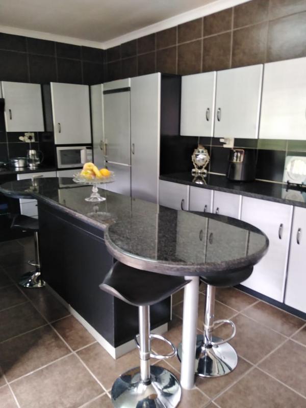 3 Bedroom Property for Sale in Regency Park KwaZulu-Natal