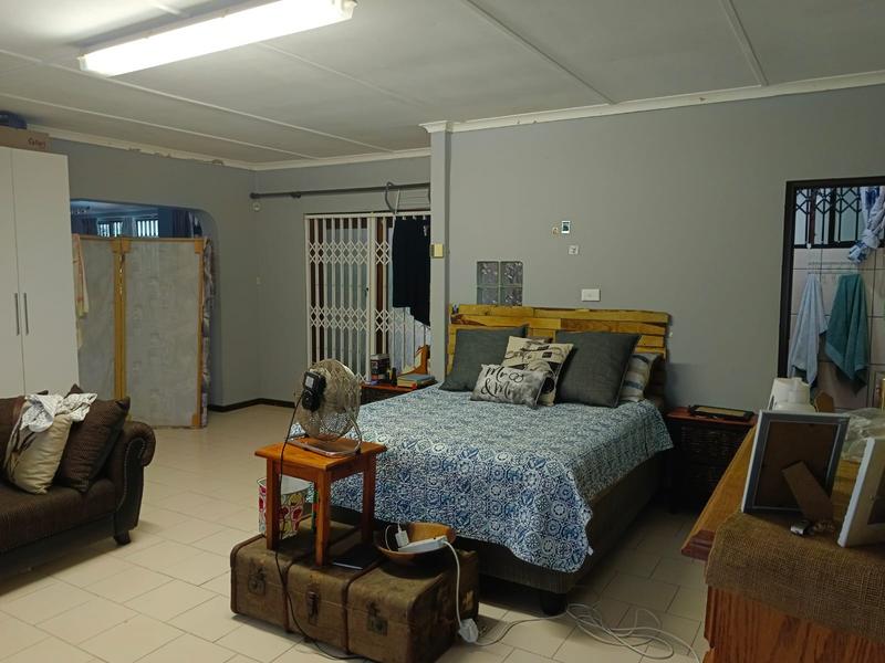 3 Bedroom Property for Sale in Umkomaas KwaZulu-Natal