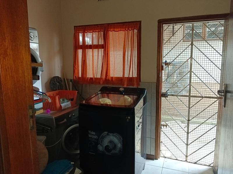 3 Bedroom Property for Sale in Umkomaas KwaZulu-Natal