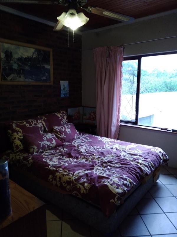 11 Bedroom Property for Sale in Oslo Beach KwaZulu-Natal