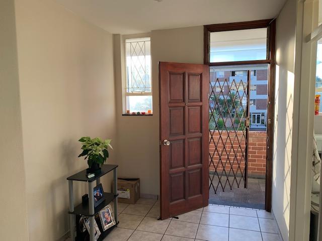 1 Bedroom Property for Sale in Pinetown KwaZulu-Natal