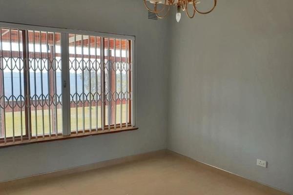 3 Bedroom Property for Sale in Winston Park KwaZulu-Natal