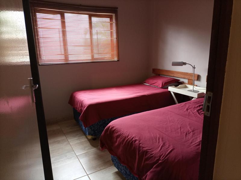 To Let 2 Bedroom Property for Rent in Trafalgar KwaZulu-Natal