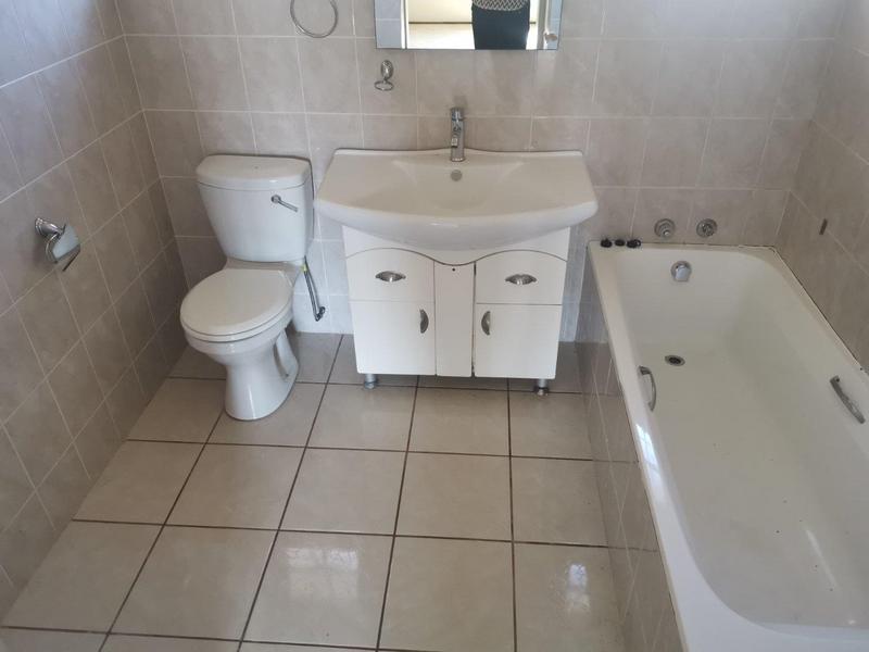 2 Bedroom Property for Sale in Margate KwaZulu-Natal