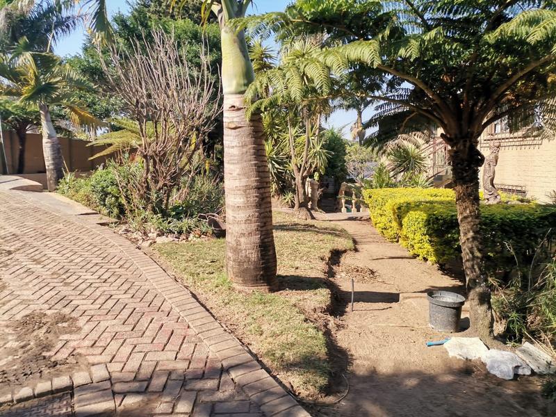 6 Bedroom Property for Sale in Margate KwaZulu-Natal