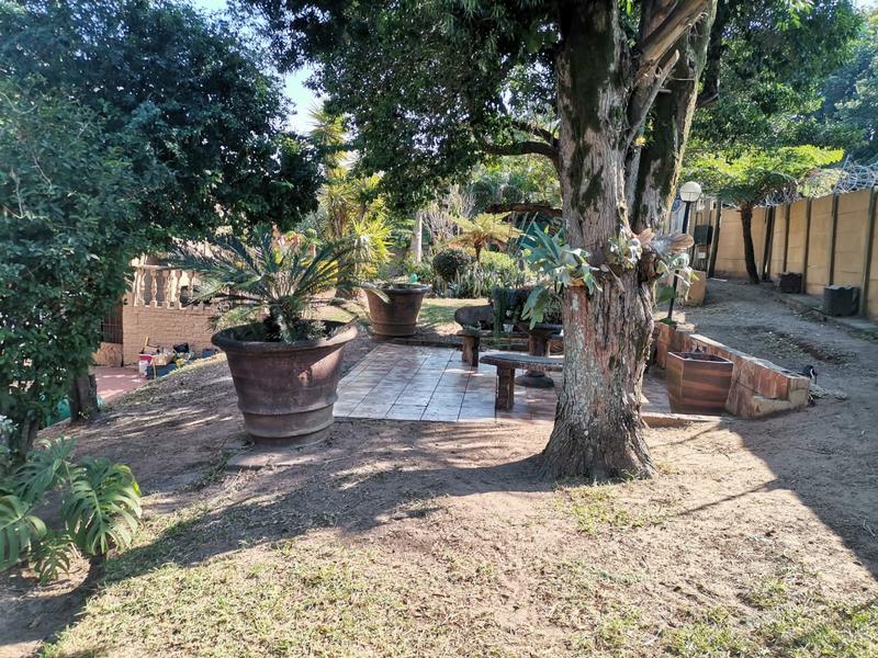 6 Bedroom Property for Sale in Margate KwaZulu-Natal