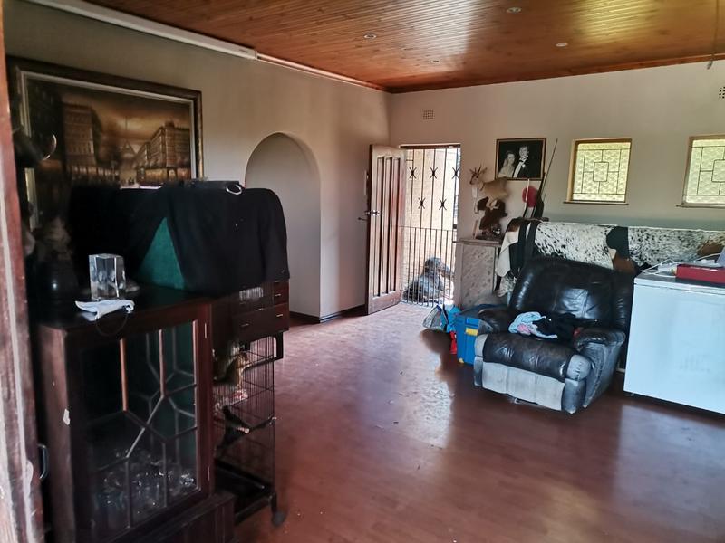 6 Bedroom Property for Sale in Margate KwaZulu-Natal