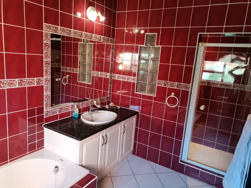 4 Bedroom Property for Sale in Ramsgate KwaZulu-Natal