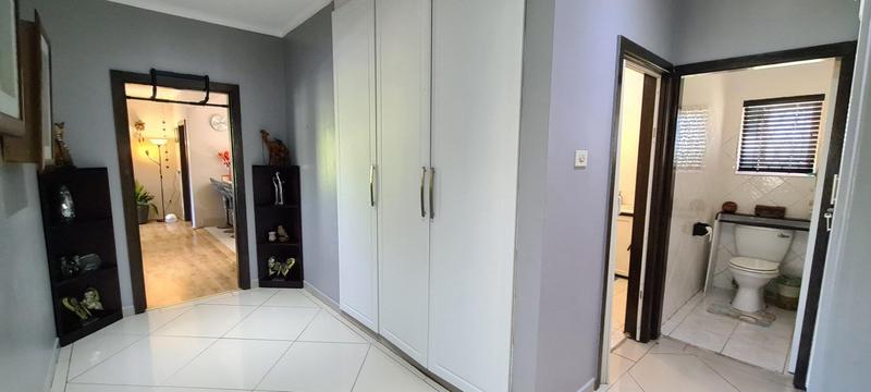 6 Bedroom Property for Sale in Ramsgate KwaZulu-Natal