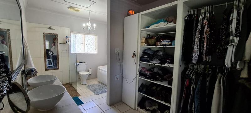 6 Bedroom Property for Sale in Ramsgate KwaZulu-Natal