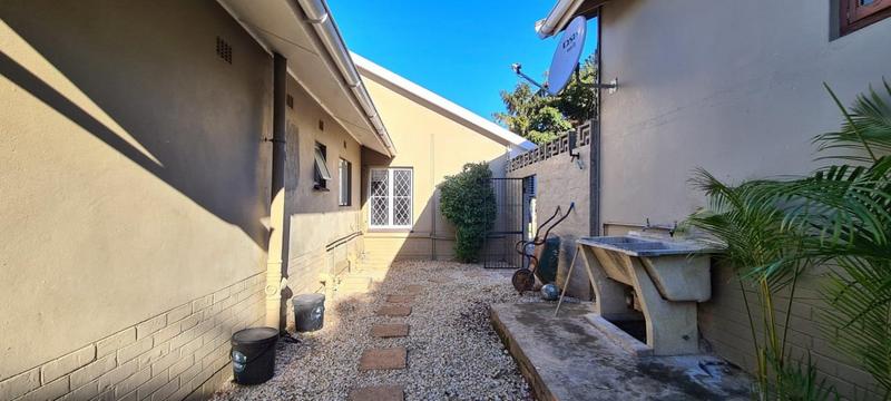 6 Bedroom Property for Sale in Ramsgate KwaZulu-Natal