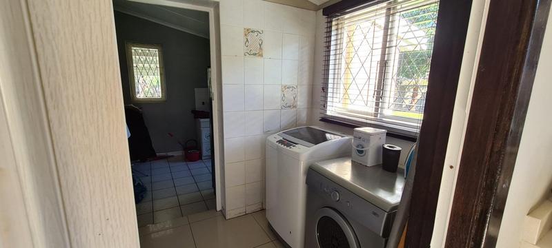 6 Bedroom Property for Sale in Ramsgate KwaZulu-Natal