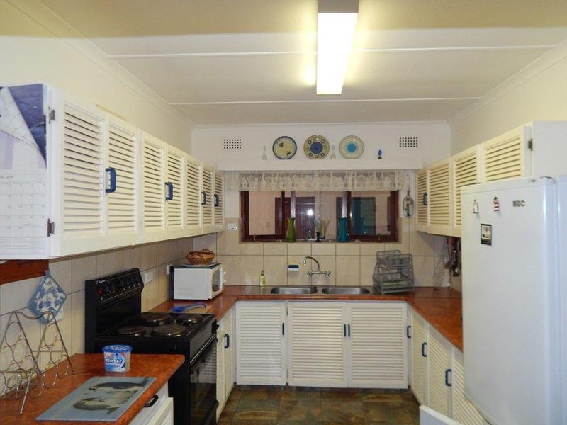 4 Bedroom Property for Sale in Sea Park KwaZulu-Natal