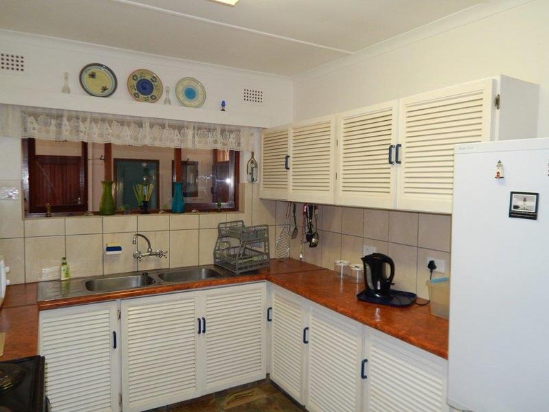 4 Bedroom Property for Sale in Sea Park KwaZulu-Natal