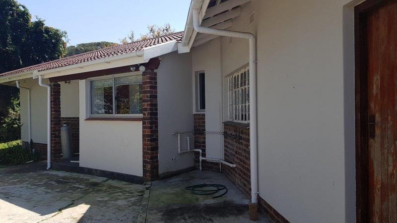 4 Bedroom Property for Sale in Umtentweni KwaZulu-Natal