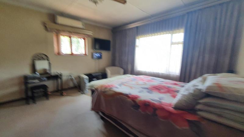 3 Bedroom Property for Sale in Umtentweni KwaZulu-Natal