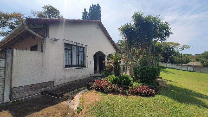 3 Bedroom Property for Sale in Umtentweni KwaZulu-Natal