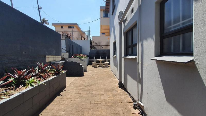 2 Bedroom Property for Sale in Manaba Beach KwaZulu-Natal