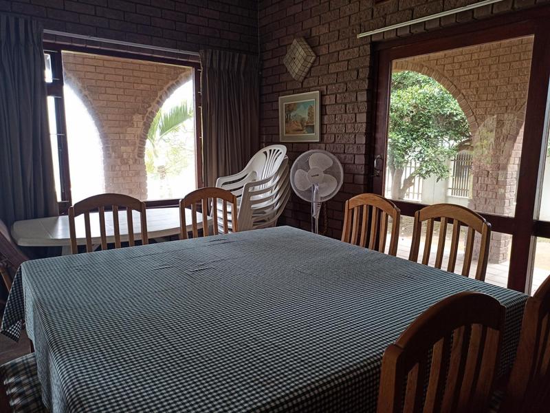 4 Bedroom Property for Sale in Manaba Beach KwaZulu-Natal