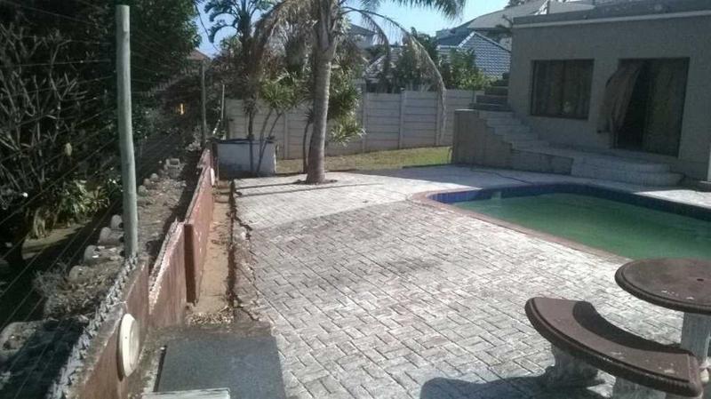 4 Bedroom Property for Sale in Uvongo KwaZulu-Natal