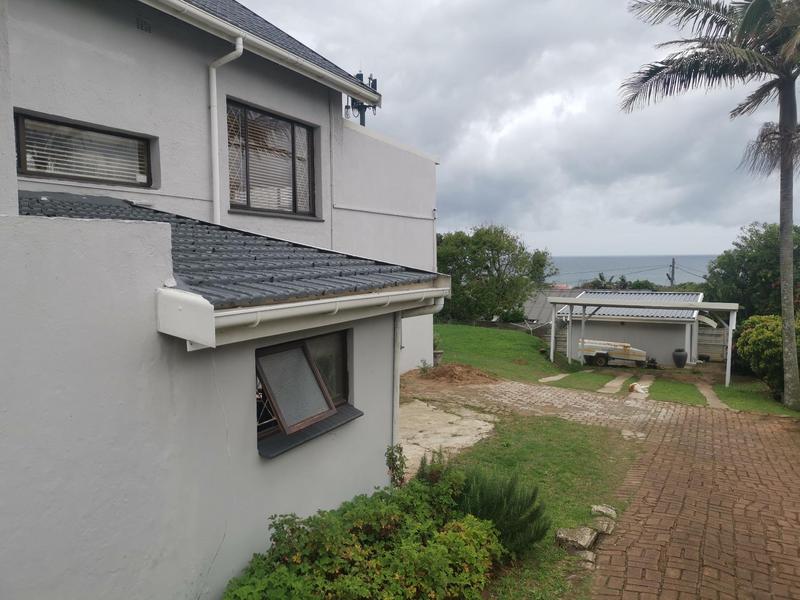 6 Bedroom Property for Sale in Uvongo KwaZulu-Natal