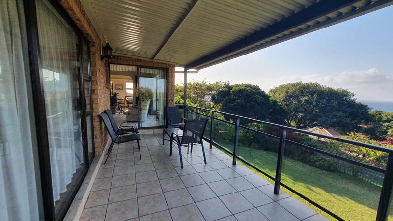 6 Bedroom Property for Sale in Uvongo KwaZulu-Natal