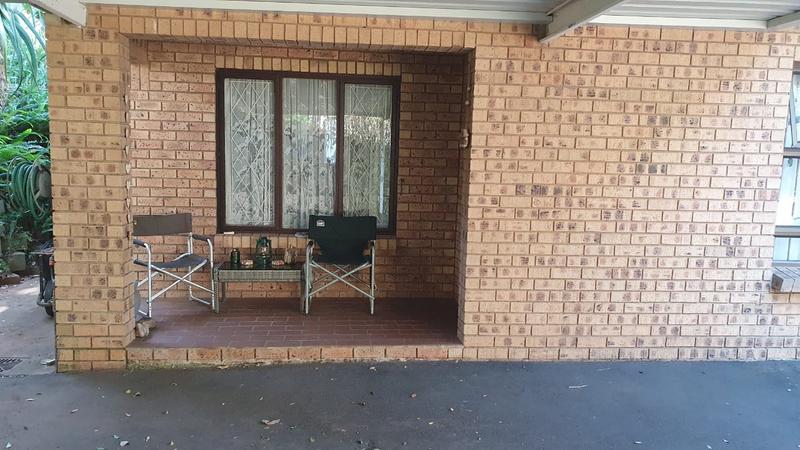 6 Bedroom Property for Sale in Uvongo KwaZulu-Natal