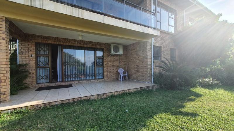 6 Bedroom Property for Sale in Uvongo KwaZulu-Natal