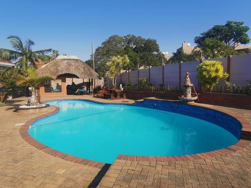 7 Bedroom Property for Sale in St Michaels On Sea KwaZulu-Natal