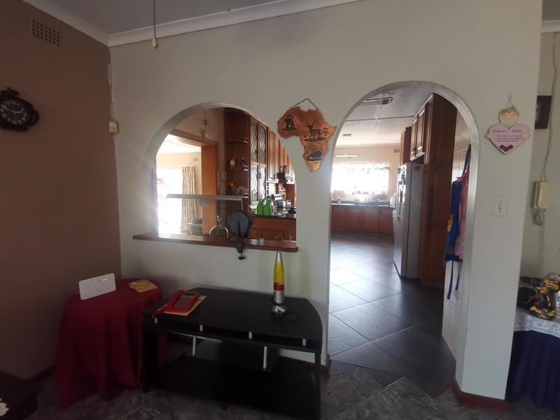 7 Bedroom Property for Sale in St Michaels On Sea KwaZulu-Natal